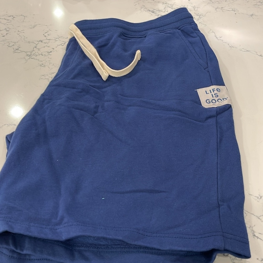 NWOT, “Life is Good”, Blue Drawstring Fleece Men’s Shorts